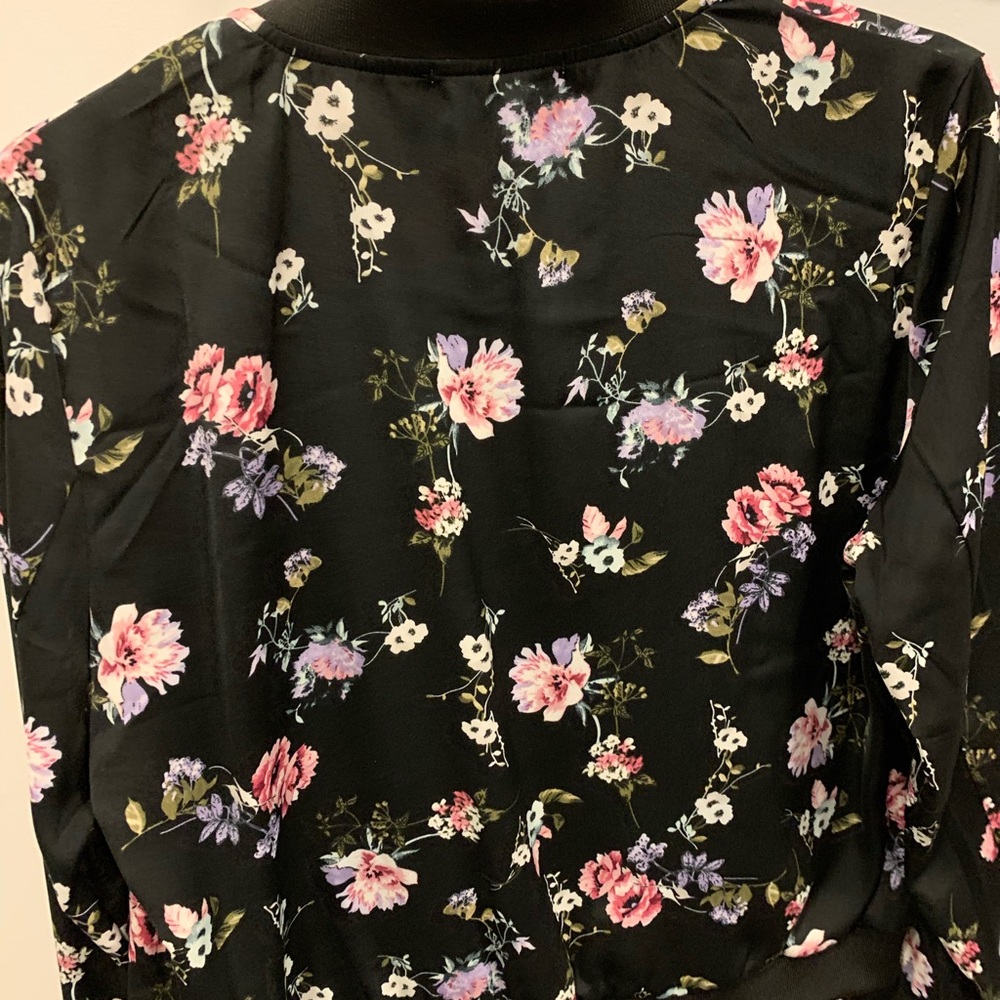 Jacket - Picture 4 of 5
